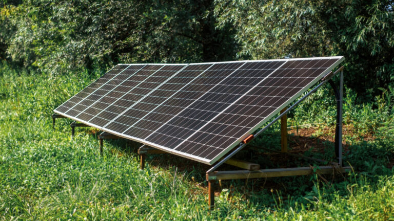 Que peut-on alimenter avec un panneau solaire 2000W ? Appareils compatibles