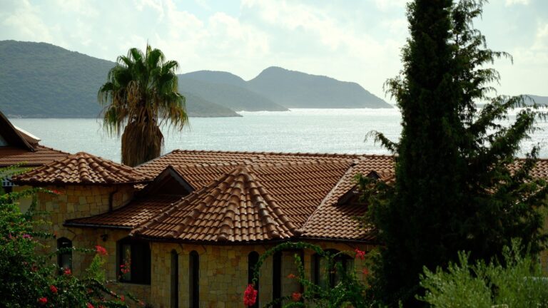 Maison à vendre à Rayol-Canadel-sur-Mer : trouvez la maison de vos rêves